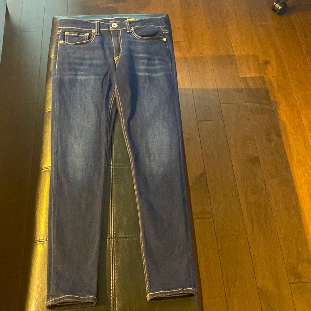 Rag & Bone mid rise skinny ankle. Colour: Darkwash. Size: 25.